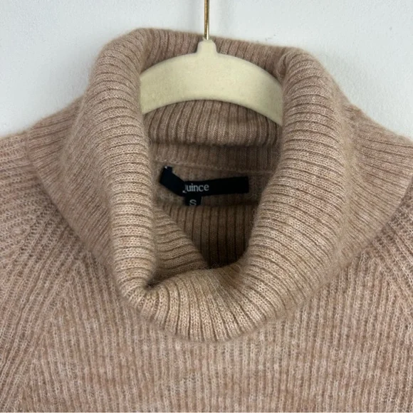 Quince Merino Wool / Baby Alpaca blend turtle neck in camel size: S - Picture 5 of 10